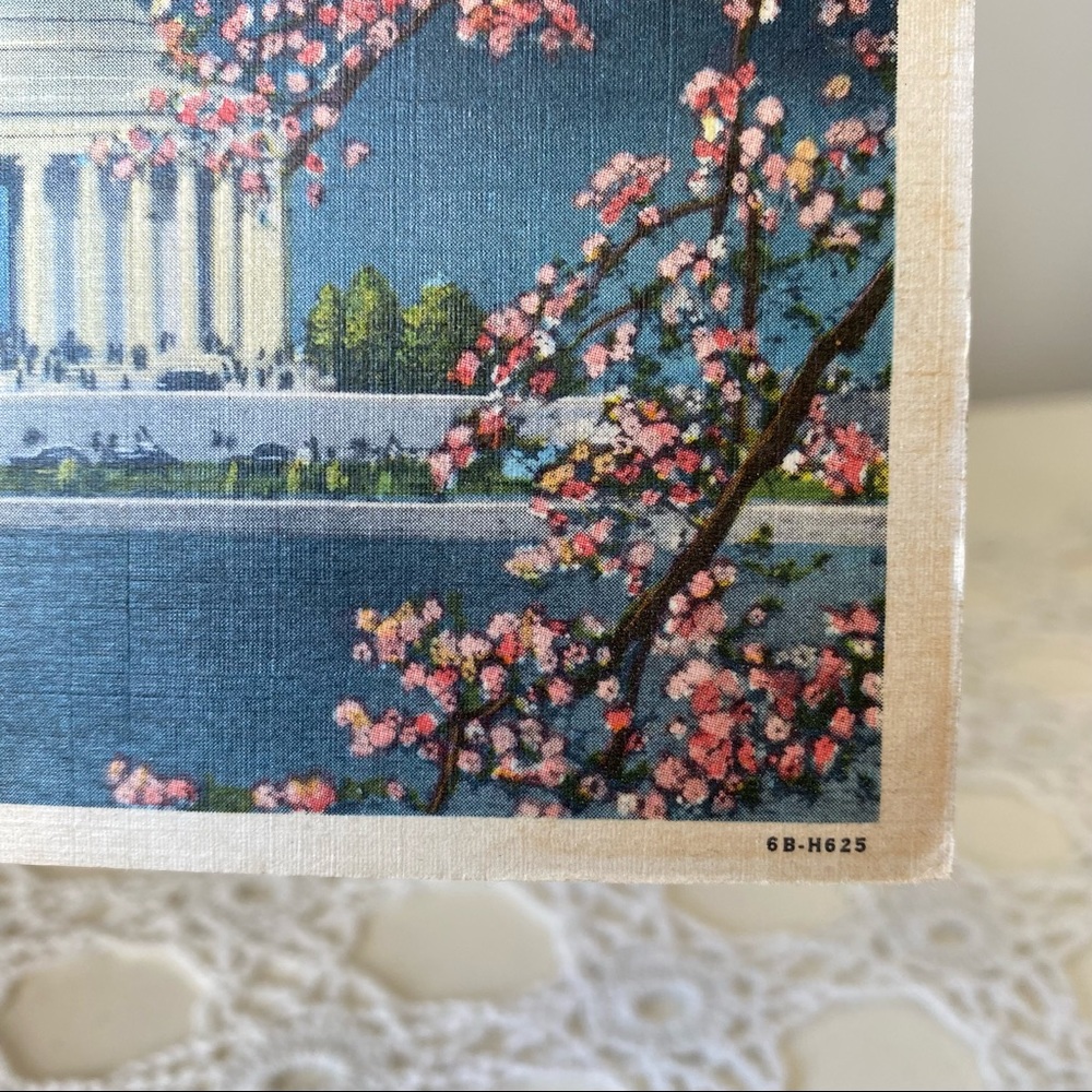 1956 Jefferson Memorial Washington D.C. Postcard w/ 2 cent stamp - Picture 3 of 7
